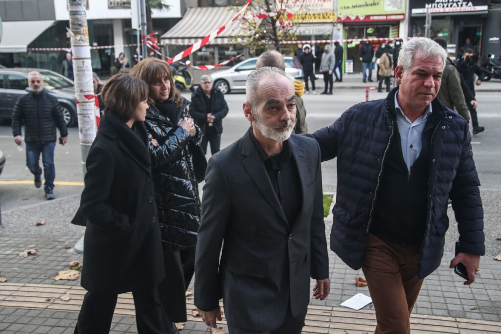 Δίκη Άλκη Καμπανού: Καταθέτει ξανά ο αστυνομικός που βρήκε αιμόφυρτο τον 20χρονο φοιτητή