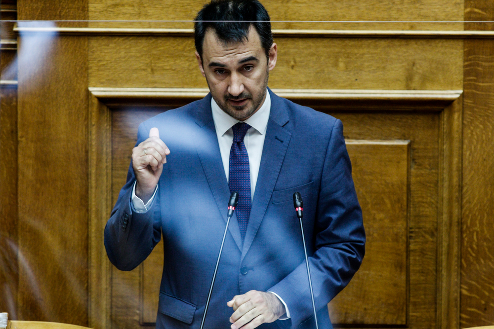 Χαρίτσης: «Η κυβέρνηση προσπαθεί μάταια να καταστείλει τον κοινωνικό αναβρασμό» που προκαλεί