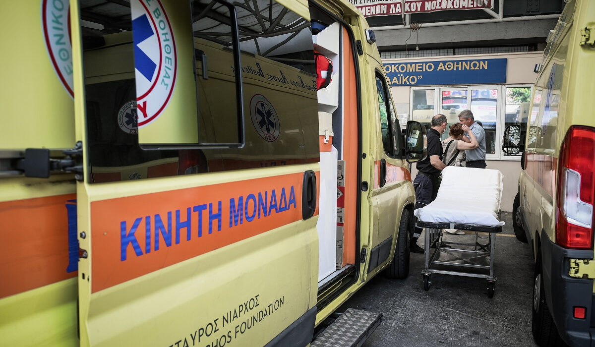 Κίνηση στη Συγγρού μετά από σοβαρό τροχαίο – Aναποδογύρισε ΙΧ
