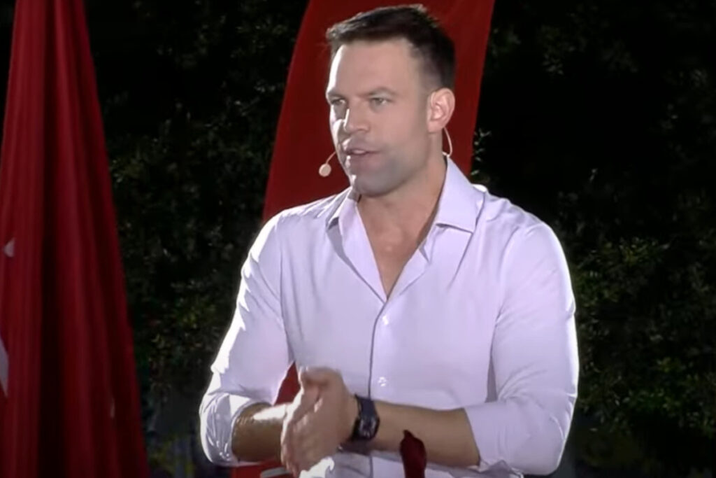 Κασσελάκης: «Θα πάρω σκούπα, θα τους χαλάσουμε τα σχέδια – Κανείς δεν κρατάει τον ΣΥΡΙΖΑ από πουθενά»