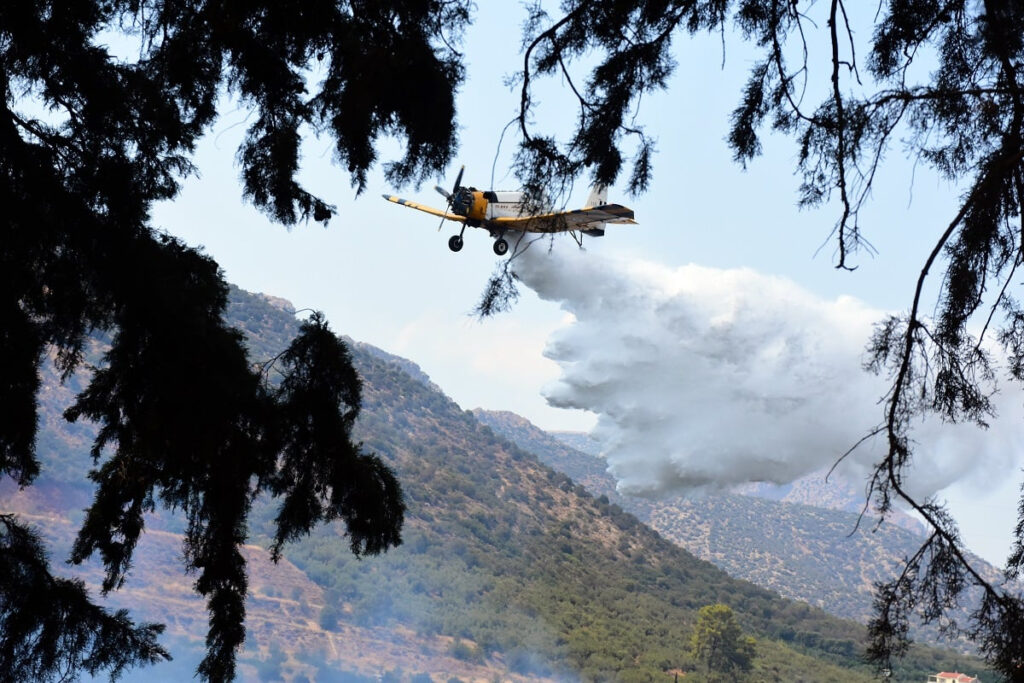 Φωτιά τώρα στο Μοναστηράκι Αλεξανδρούπολης – Σηκώθηκαν τρία εναέρια μέσα