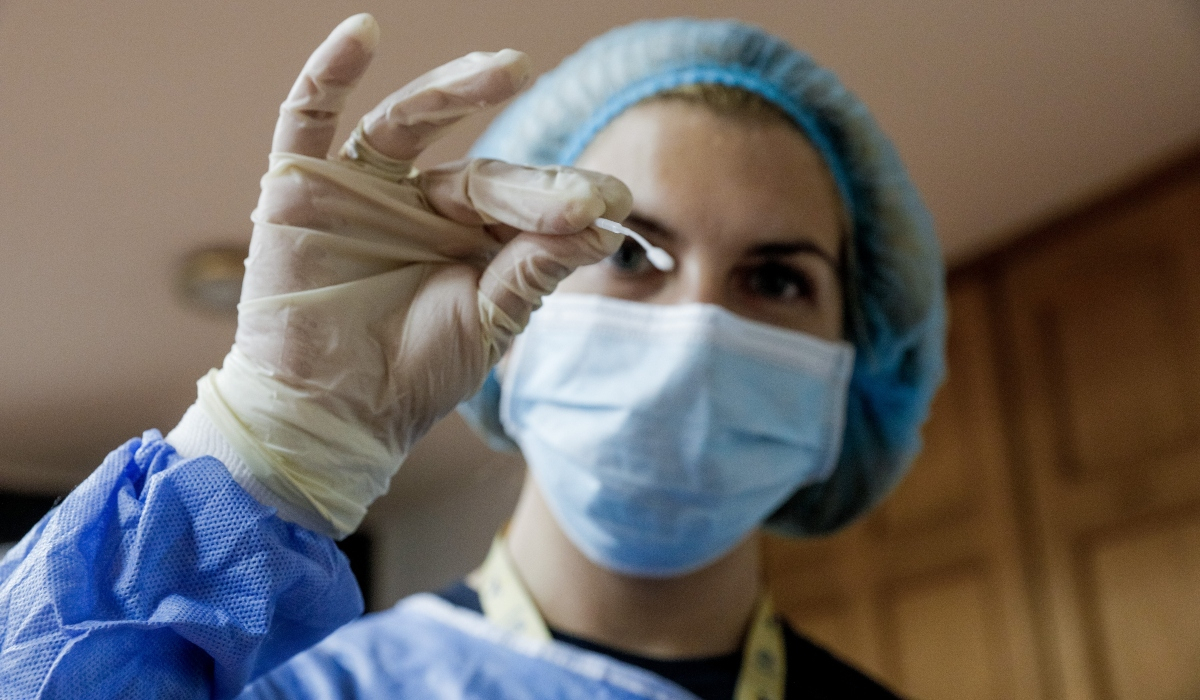 Κορονοϊός: 80 νεκροί και 18.605 κρούσματα σήμερα 18/2