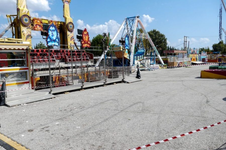 Αλμυρός: Οδύνη στην κηδεία του κοριτσιού που σκοτώθηκε στο λούνα παρκ