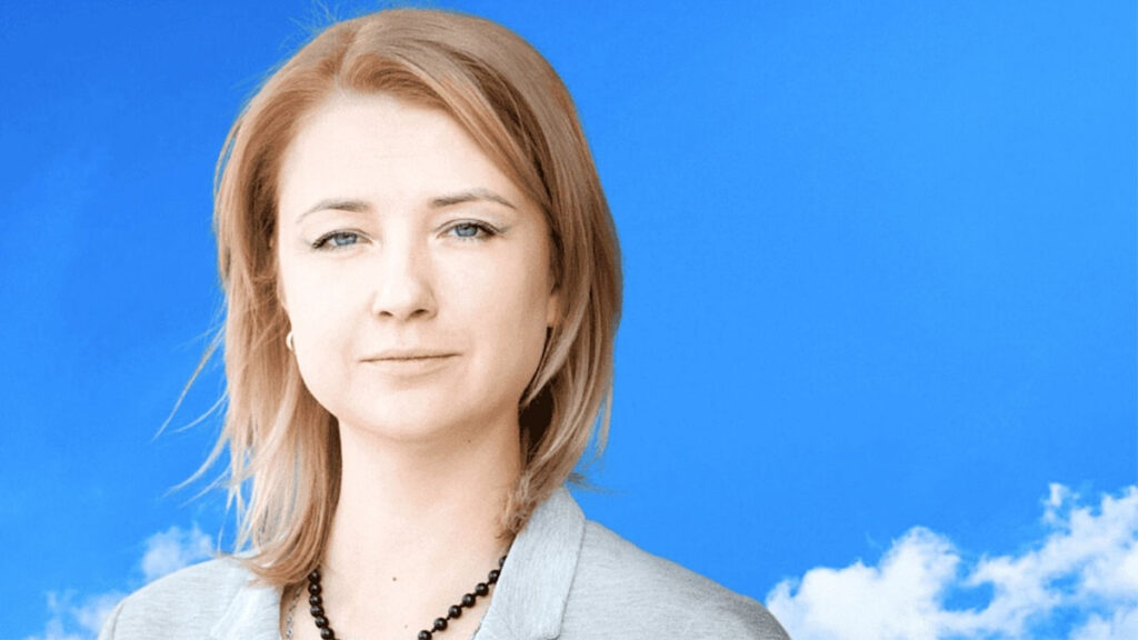 Η Ντούντσοβα κόντρα στον Πούτιν: Κατέθεσε επισήμως υποψηφιότητα για τις εκλογές στη Ρωσία