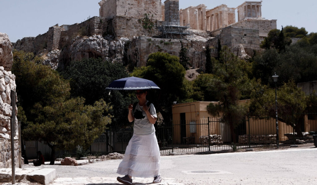 Meteo για καύσωνα: Έκτακτη ανακοίνωση για 4 περιοχές