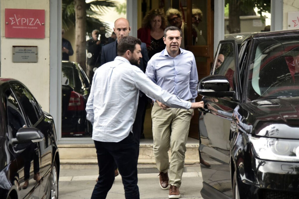 Αυτοδύναμος ίσως, παντοδύναμος όχι: Στόχος του ΣΥΡΙΖΑ η αμφισβήτηση της «ηγεμονίας» Μητσοτάκη
