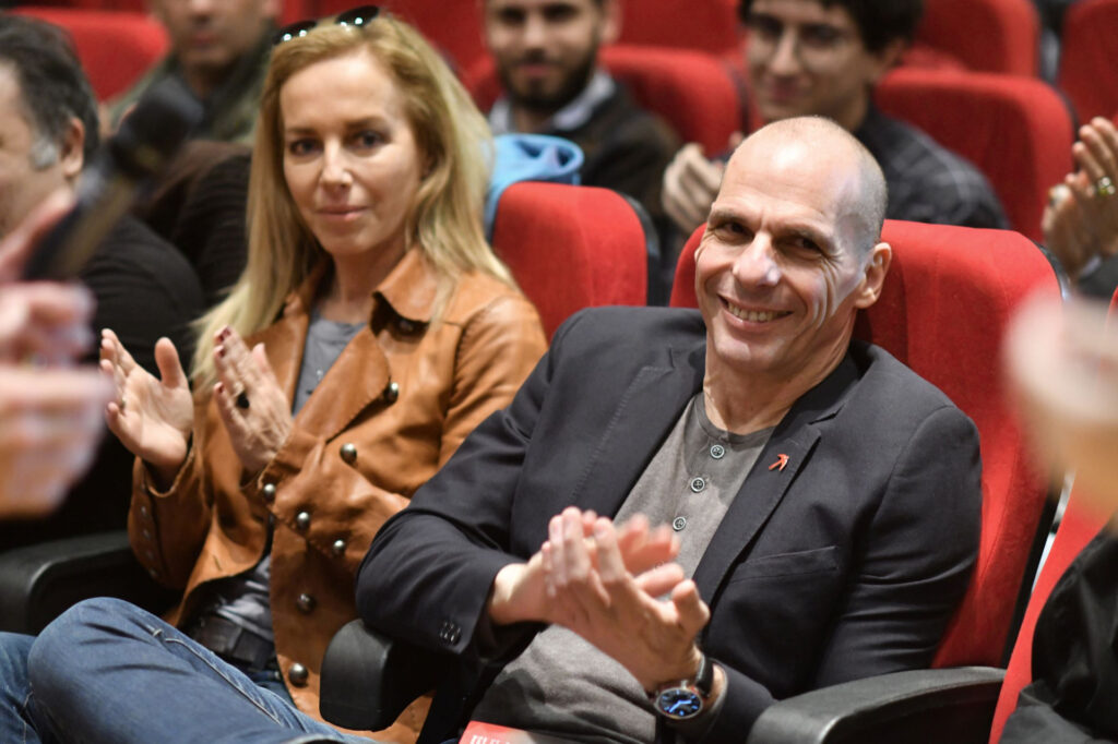 Βαρουφάκης: Κάλεσμα συμπόρευσης στη βάση κοινού προγράμματος