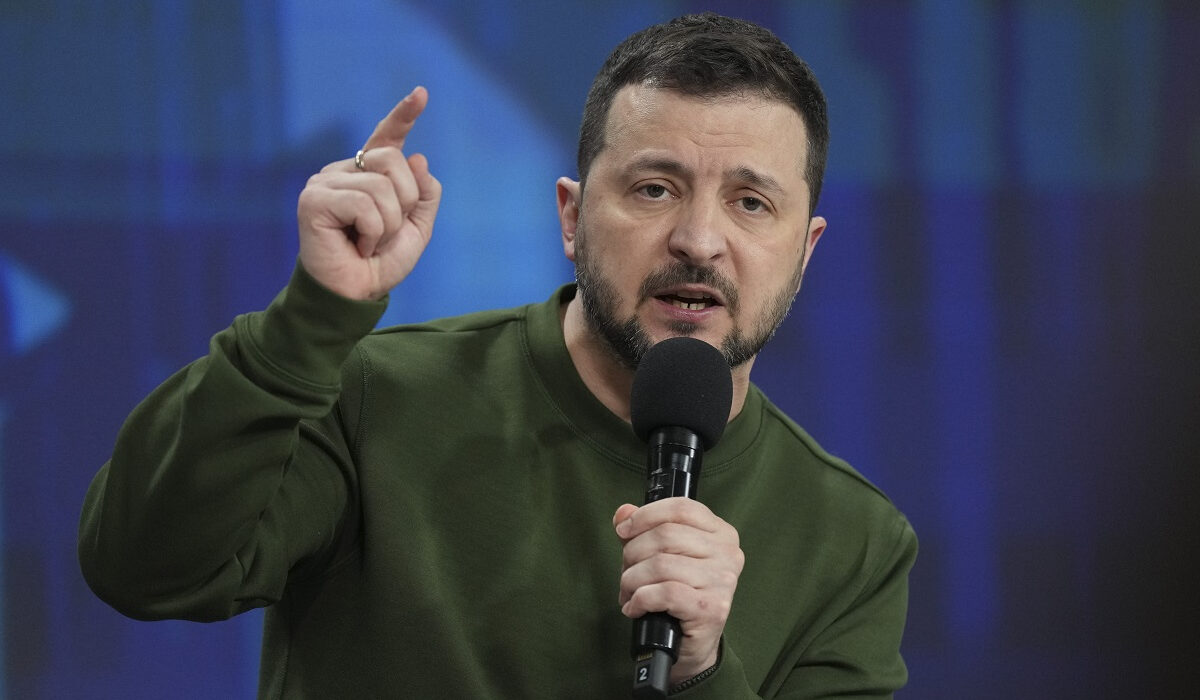 Ζελένσκι: «Αδιανόητο ότι ο Ντόναλντ Τραμπ υποστηρίζει τον Βλαντιμίρ Πούτιν»