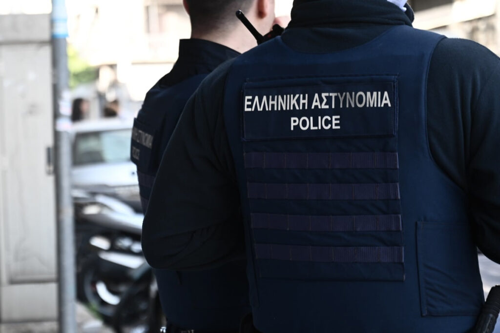 Σάμος: Είχε χτυπήσει ξανά τον πατέρα της η 49χρονη – Νέα στοιχεία για την οικογενειακή τραγωδία