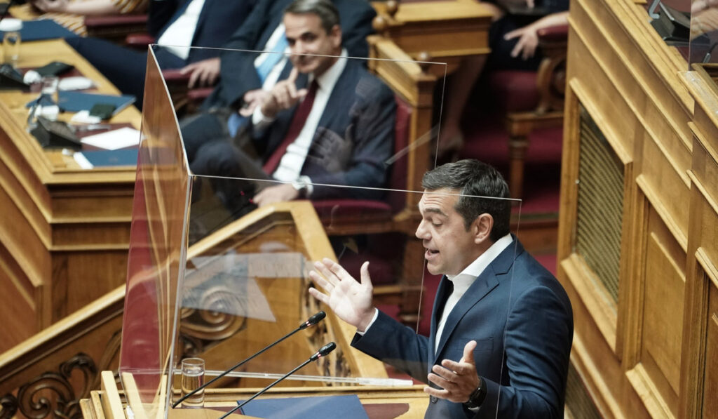 Στο… συρτάρι και η τέταρτη επίκαιρη ερώτηση Τσίπρα προς Μητσοτάκη