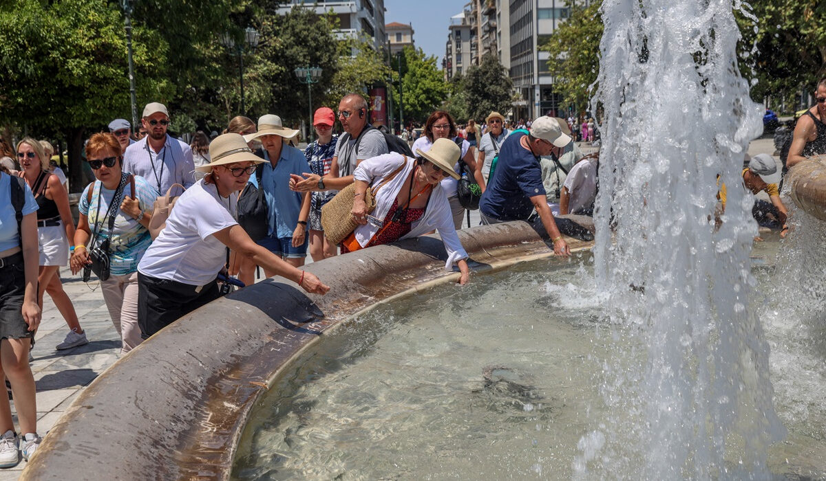Θερμοπληξία και ηλίαση: Τα συμπτώματα – Πότε πρέπει να πάτε στον γιατρό