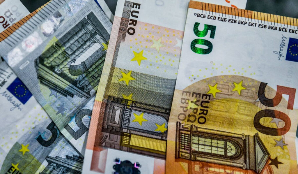 διαΝΕΟσις: Διαδικτυακή συζήτηση για την επόμενη μέρα της ελληνικής οικονομίας