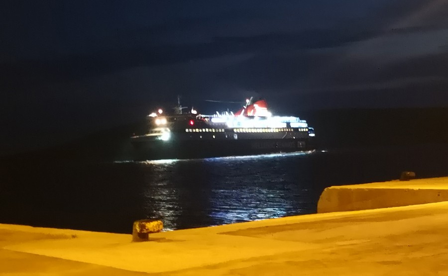 Επτά τραυματίες στην Κάρπαθο από εισροή υδάτων σε πλοίο