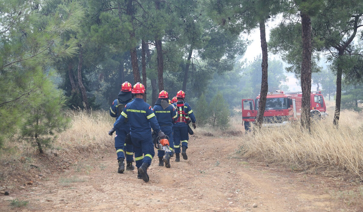Φωτιά τώρα στο Ηράκλειο Κρήτης