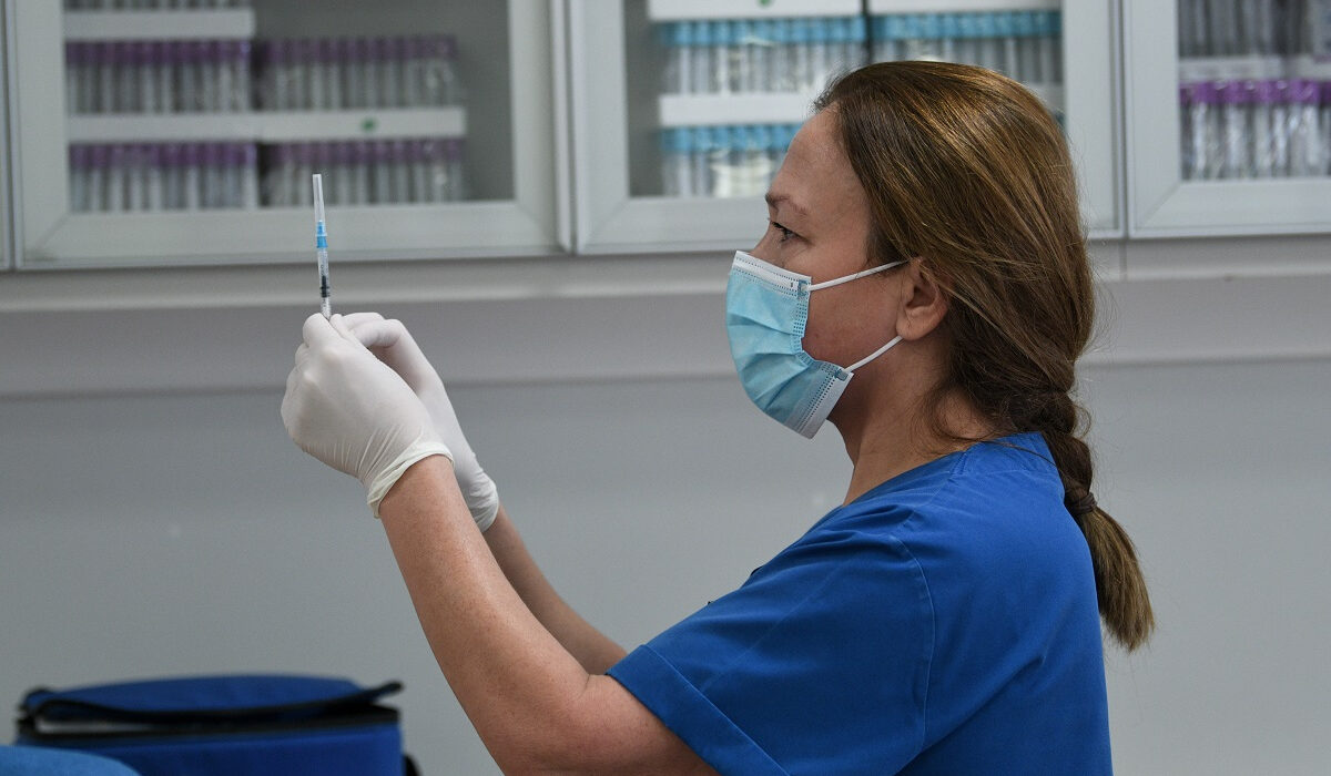Ισραήλ: Εμβολιασμένο το 7% όσων νόσησαν βαριά από τη μετάλλαξη Δέλτα