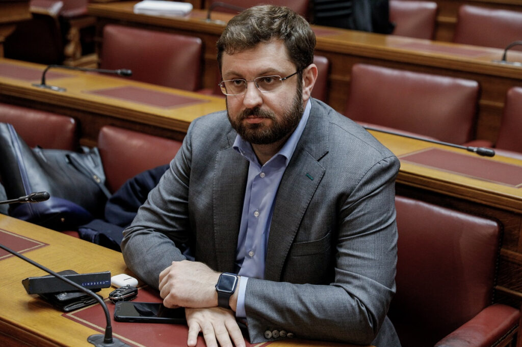 Παρέμβαση Ζαχαριάδη για υποψηφιότητα Κασιδιάρη: Θεσμική σοβαρότητα και ενιαίοι κανόνες απέναντι στους καταδικασμένους ναζί