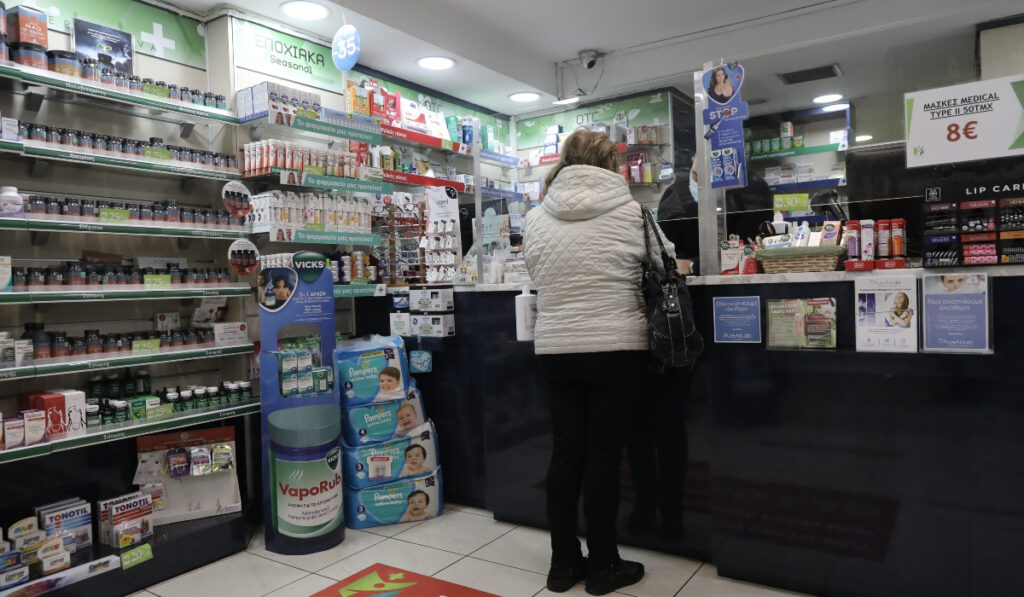 Βαθαίνει η κρίση με τις ελλείψεις φαρμάκων – 10 μέτρα ανακοίνωσε το υπουργείο Υγείας, οι αντιδράσεις