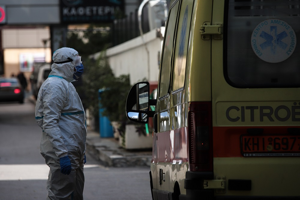 Γκάγκα στο iEidiseis: Ανησυχία για τους αριθμούς σε εισαγωγές ασθενών και κρούσματα
