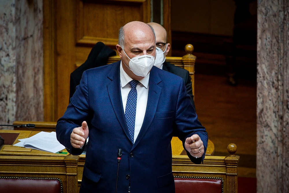 Βουλή: Κυβερνητικό «στοπ» σε έκτακτο βοήθημα για τους δικηγόρους