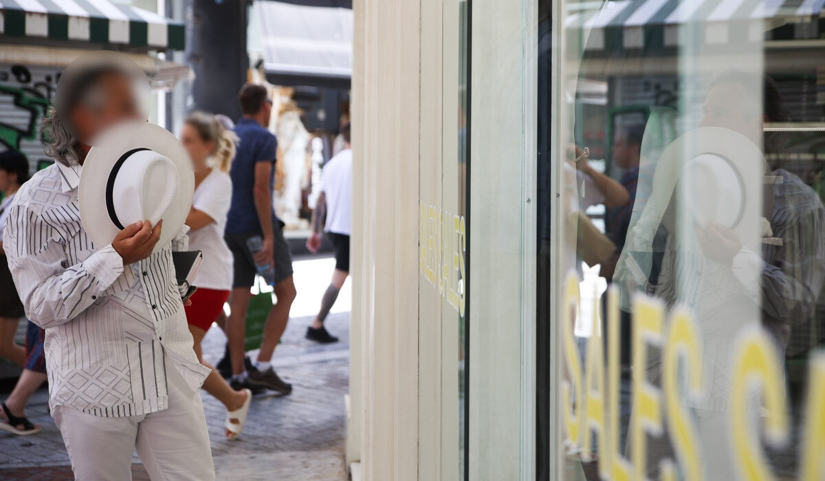 Έκτακτα μέτρα για τους εργαζόμενους του ιδιωτικού τομέα λόγω καύσωνα