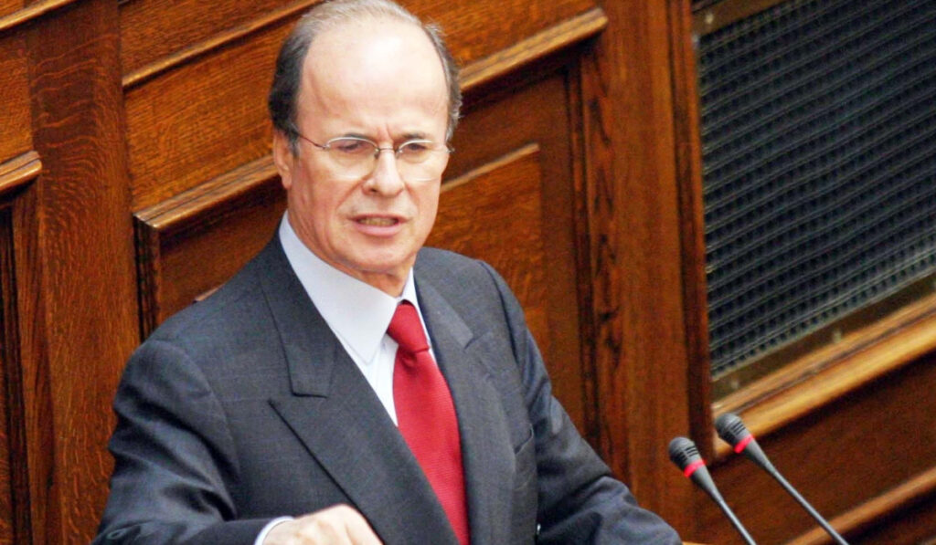 Πέθανε ο πρώην υπουργός Αντώνης Φούσας