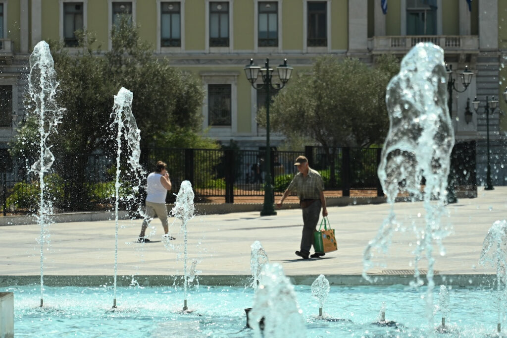 Επιθετικός καύσωνας κάνει την Ελλάδα… Αφρική: Ο λόγος που δεν θα δούμε 43άρια στην Αθήνα