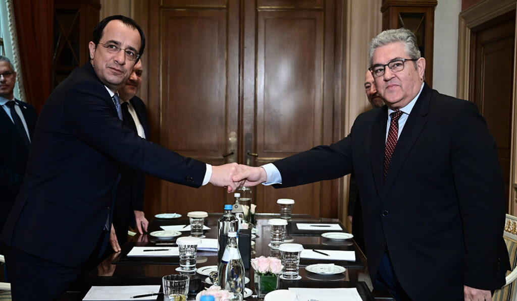 Κουτσούμπας: Κύπρος ενιαία, χωρίς ξένες βάσεις, εγγυητές και τούρκικη κατοχή