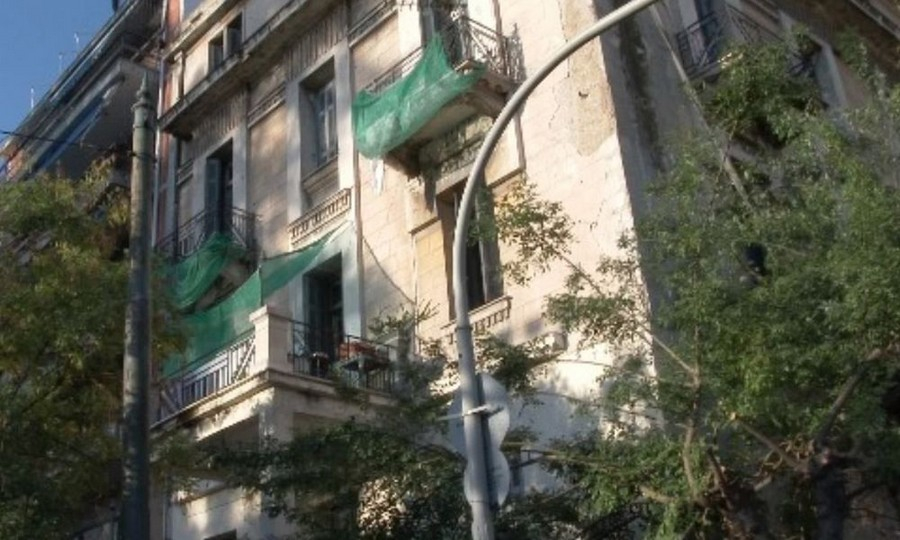 Τέσσερις συλλήψεις από κτίριο σε κατάληψη δίπλα στην ΑΣΟΕΕ