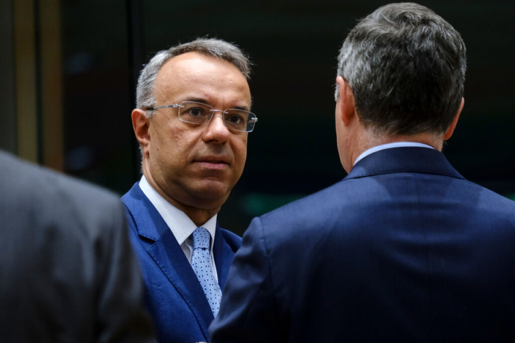 Σταϊκούρας στο euronews για λογαριασμό ρεύματος, φυσικό αέριο και ΕΝΦΙΑ