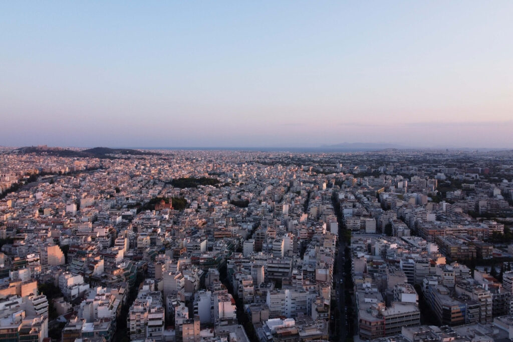 Στεγαστικά δάνεια σε 10.000 νέους: Τι σπίτι μπορείτε να αγοράσετε