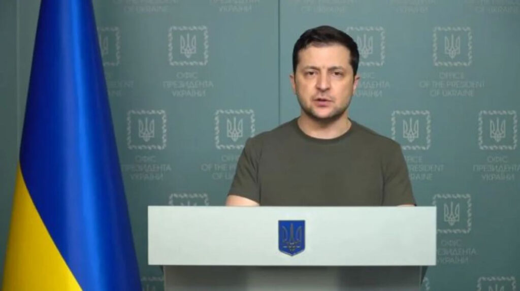 Ο Ζελένσκι υπέγραψε νόμο για κατάσχεση ρωσικών περιουσιακών στοιχείων στην Ουκρανία