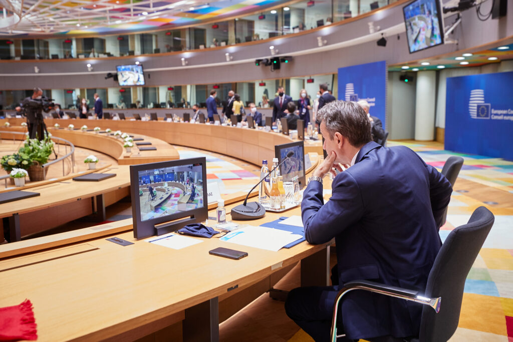 Κυβερνητικές πηγές: Δεν κάνει πίσω η Ελλάδα στις θέσεις της για το Ταμείο Ανάκαμψης