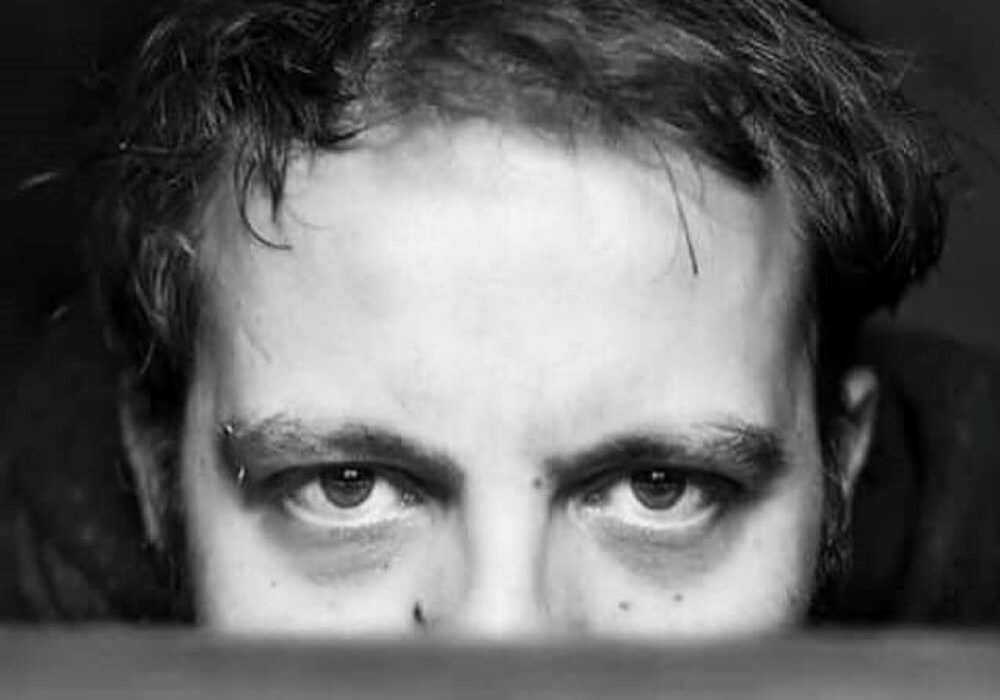 Αύγουστος Κορτώ: Όταν είπα στη μάνα μου ότι μ’ αρέσουνε τα αγόρια, ένιωθα φριχτή ντροπή
