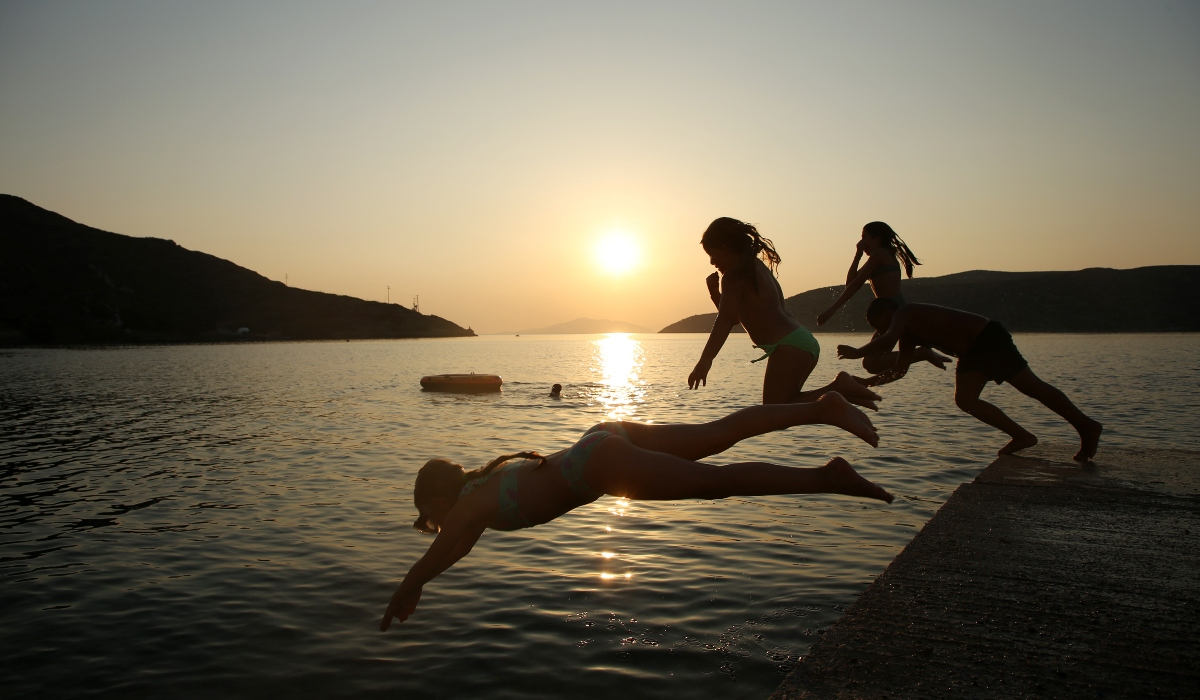 Νέο κύμα καύσωνα απειλεί την Ευρώπη – Πότε θα δούμε 44αρια στην Ελλάδα