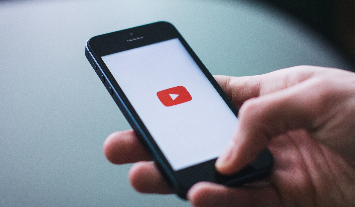 Το YouTube έκλεισε τα κανάλια των φιλορώσων αυτονομιστών στην ανατολική Ουκρανία