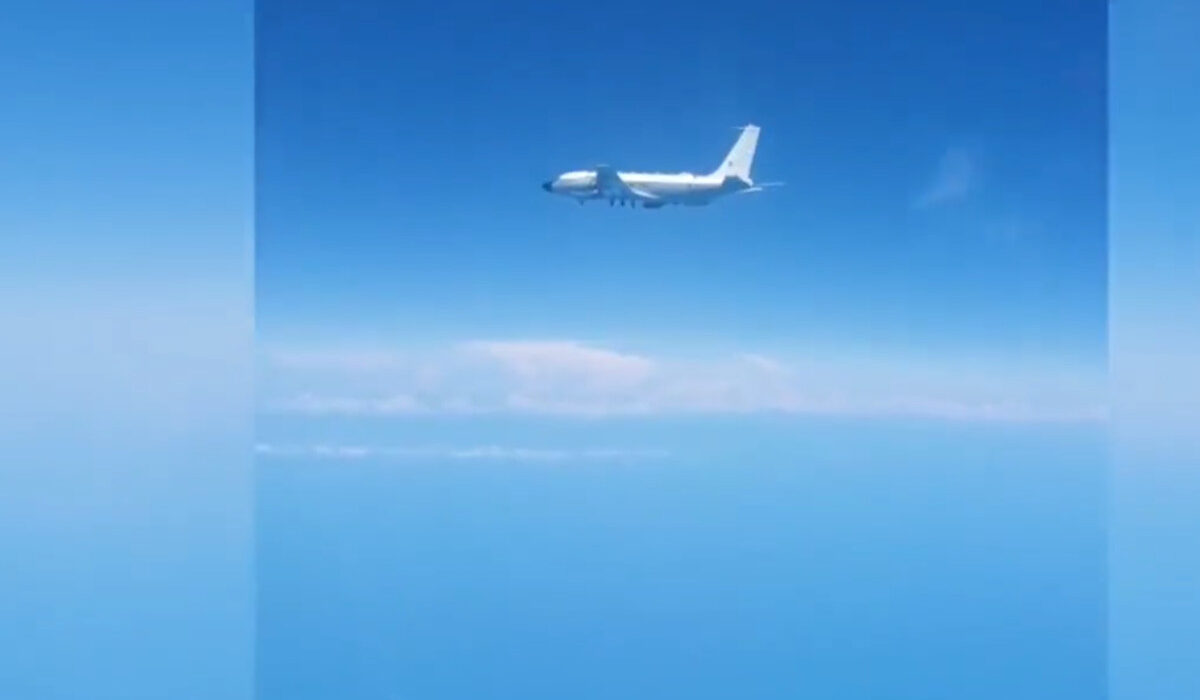Ρωσία: Δύο μαχητικά Su-27 αναχαίτισαν βρετανικά στρατιωτικά αεροσκάφη πάνω από τη Μαύρη Θάλασσα