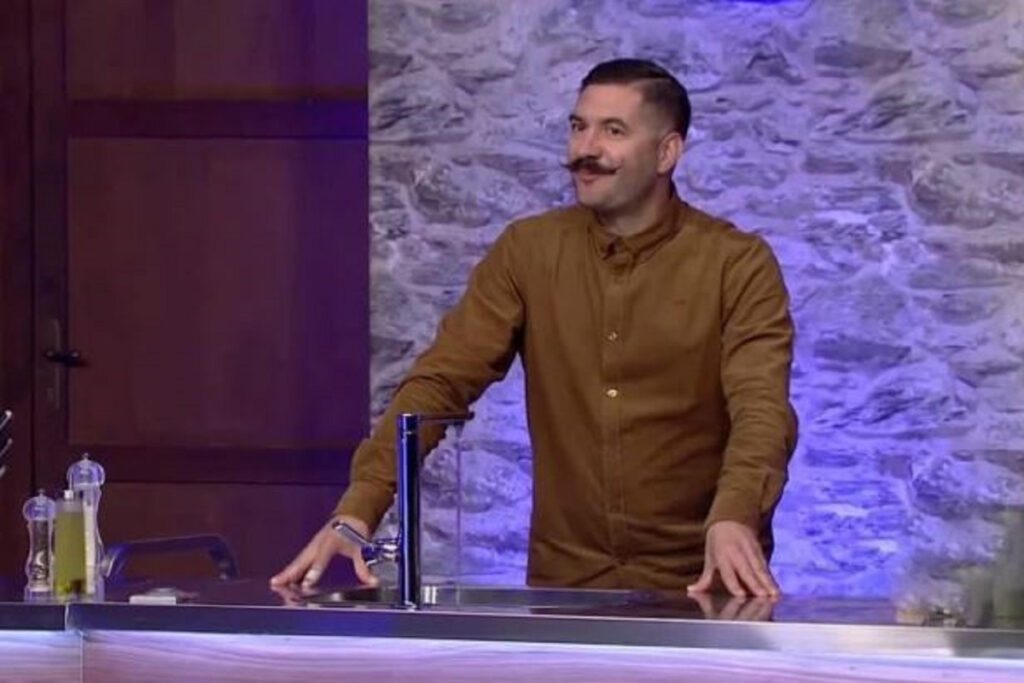 MasterChef 2023: Ενθουσιασμένος ο Κουτσόπουλος με τον «ερωτικό μετανάστη» Παύλο για τα gnudi