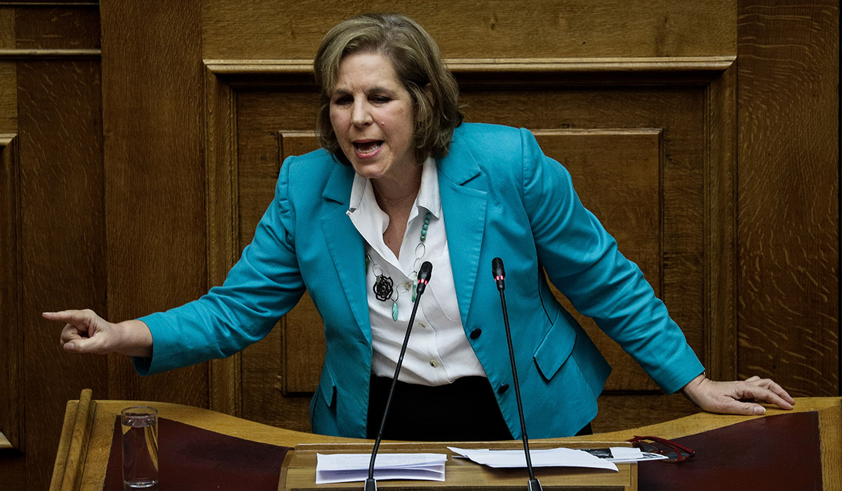 Αποχωρεί από την πολιτική η Εύη Χριστοφιλοπούλου – «Ορφανό» μένει το Ινστιτούτο Σοσιαλδημοκρατίας του ΚΙΝΑΛ