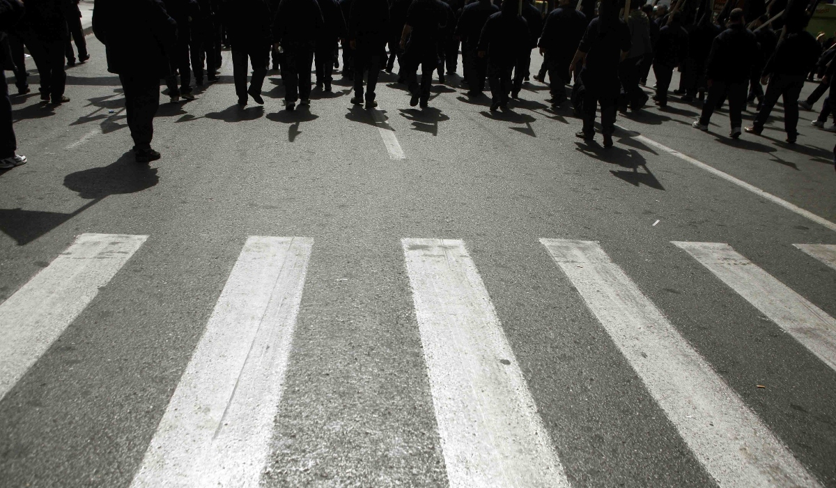 Βραδυφλεγής βόμβα το δημογραφικό: Οι 2 λόγοι για τη «βουτιά» στις γεννήσεις