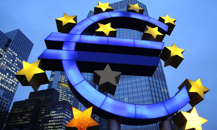 Εισβολή στην Ουκρανία: Τι σημαίνει για τη δημοσιονομική και νομισματική πολιτική της Ευρωζώνης