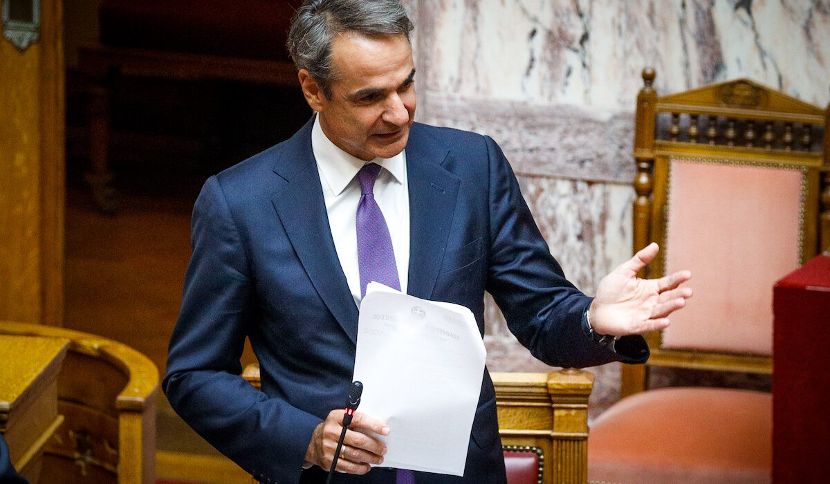 Το «μπαμ» με τις παρακολουθήσεις… Τσίπρα θα εκπυρσοκροτήσει στη ΝΔ