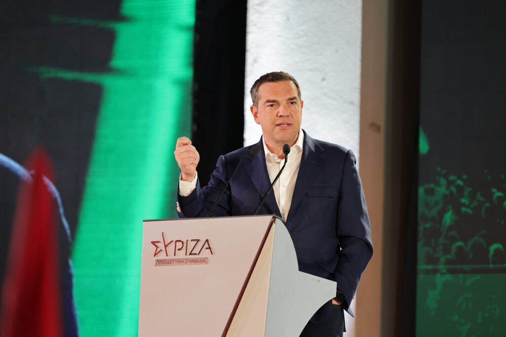 Τσίπρας: Πώς γίνεται να είναι 10 μονάδες μπροστά ο Μητσοτάκης και να κλαψουρίζει ότι θα κάνει κυβέρνηση ο ΣΥΡΙΖΑ;