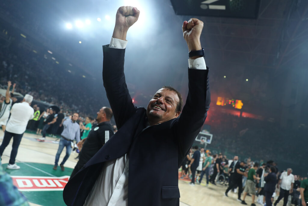 Ο Αταμάν μίλησε: «Κλείστε τα εισιτήριά σας για το Άμπου Ντάμπι και ετοιμαστείτε για το 8ο αστέρι»