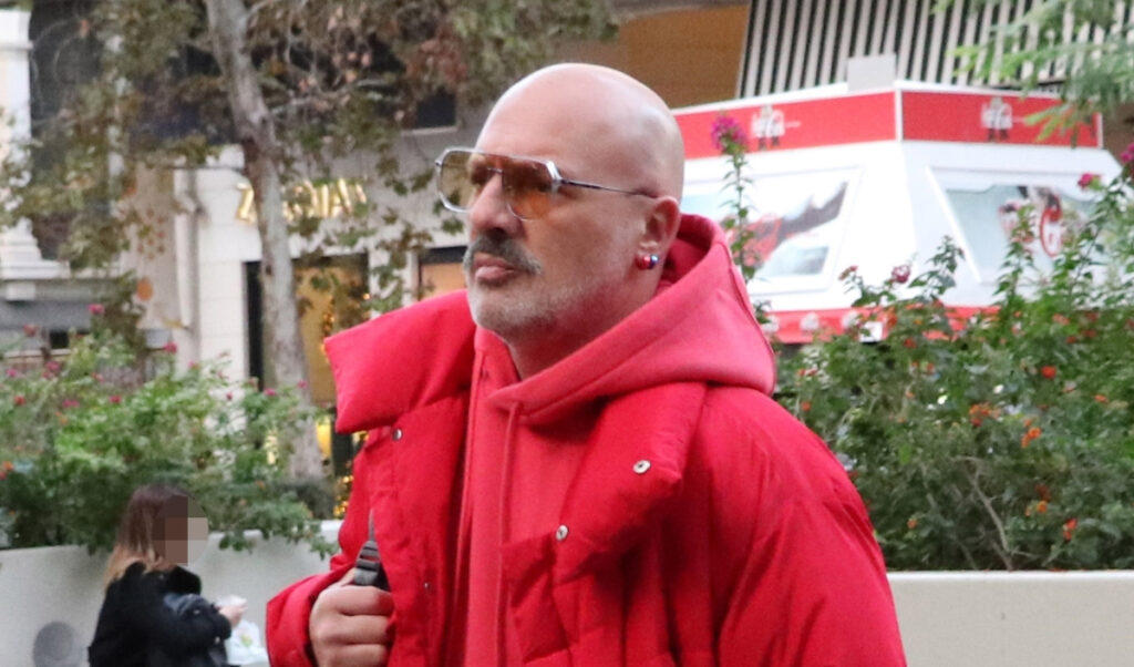 Ξαφνικό διαζύγιο του Νίκου Μουτσινά με τον ALPHA – Όλο το παρασκήνιο