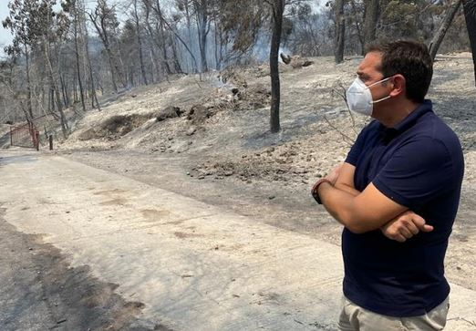 Τσίπρας από Εύβοια: Μην προκαλούν με δηλώσεις αυτοθαυμασμού πάνω στα ερείπια