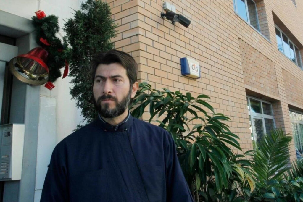 «Κιβωτός»: Ο εισαγγελέας καλεί τον πατέρα Αντώνιο – Ύποπτος για ασέλγεια σε βάρος ανηλίκων