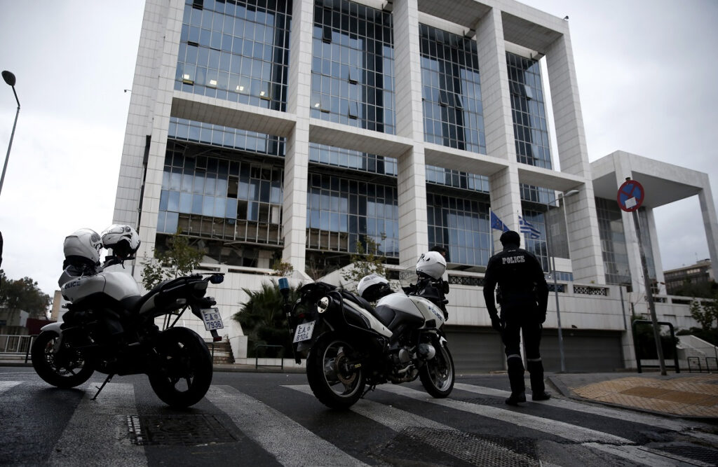 Οι «συμπτώσεις» που οδήγησαν στην αιματηρή επίθεση στο Εφετείο