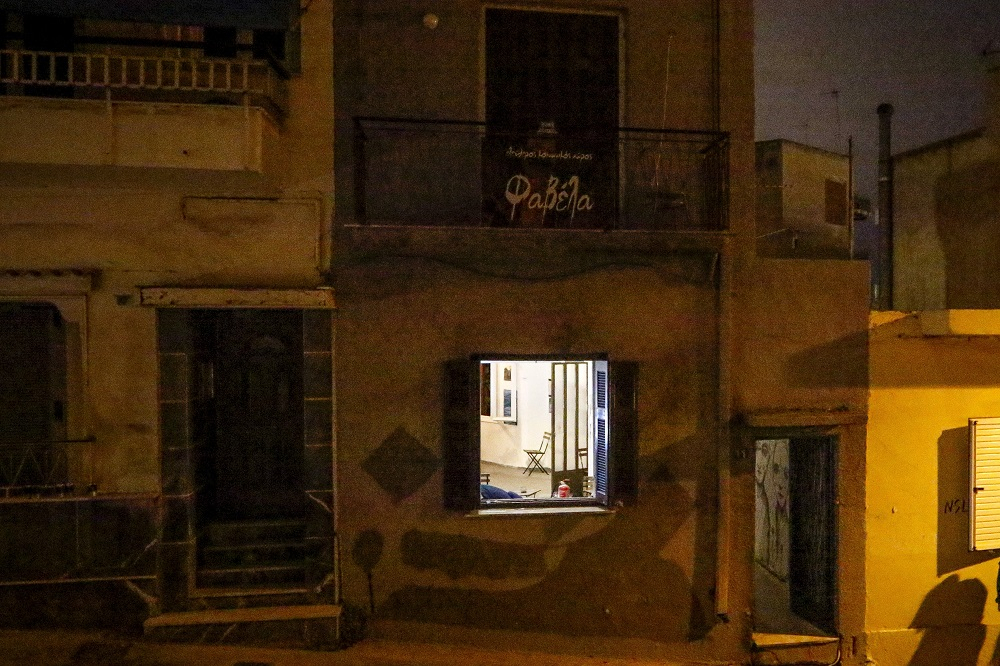 Σύλληψη γνωστού χρυσαυγίτη για την επίθεση στη «Φαβέλα»
