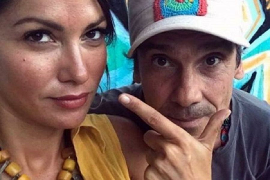 Κλέλια Ρένεση: «Ο Μάνου Τσάο δεν είναι σύμβιός μου, ούτε πατέρας του παιδιού μου»