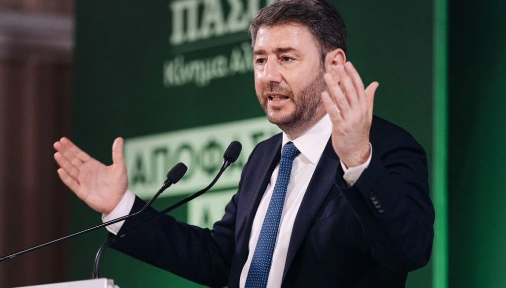 Νέα κόλπα: ο Ανδρουλάκης πήρε διαζύγιο με τον Καστανίδη, την πολιτική ηθική και τη Θεσσαλονίκη
